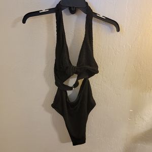 Black bathinsuit 1 piece